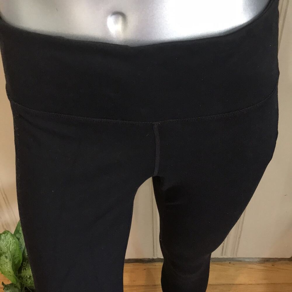 Athleta Cropped Yoga Leggings Purple Black Women's Size Large - Picture 5 of 10